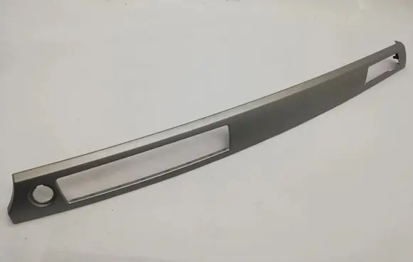 Dashboard glove box trim