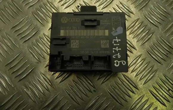 Audi Q5 SQ5 Door control unit/module 8K0959795F G2717