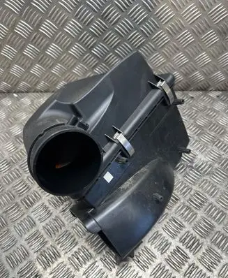 Air filter box