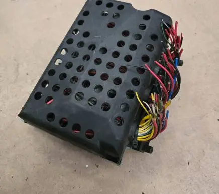 Opel Vectra B Fuse box set 90583459