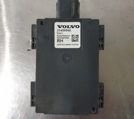 Volvo S90, V90 Distronic sensor radar 31499940