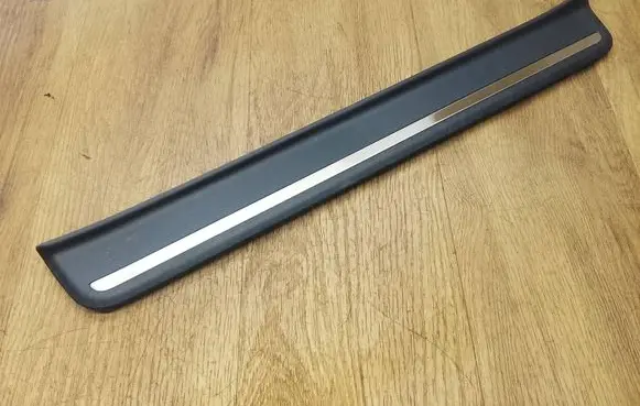KIA EV6 Front sill trim cover 85883CV500