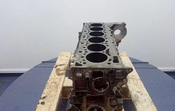 BMW X6 E71 Engine block 7799978