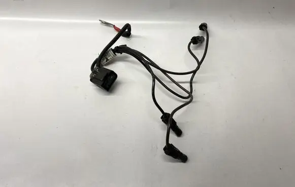 BMW 3 F30 F35 F31 Glow plug wires 8588448 8588447