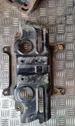 Subaru Impreza III Front subframe