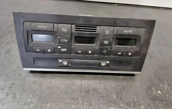 Audi A4 S4 B6 8E 8H Climate control/heater control trim 8E0820043