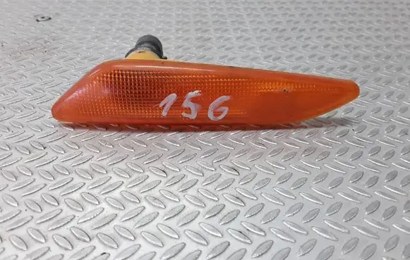 Alfa Romeo 156 Front fender indicator light