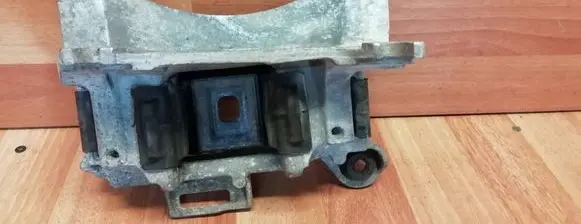 Renault Megane III Gearbox mount 112200014R