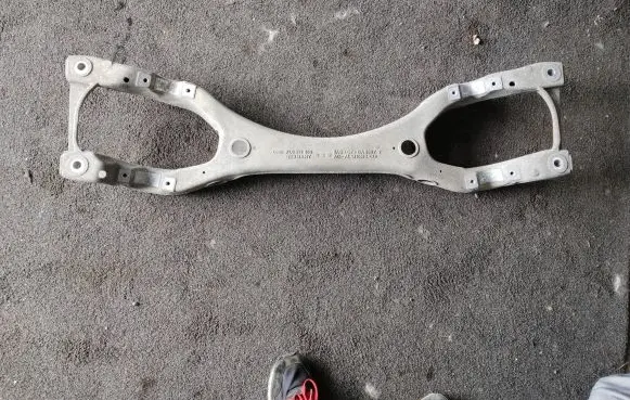 Audi Q7 4L Rear subframe 7L8512369