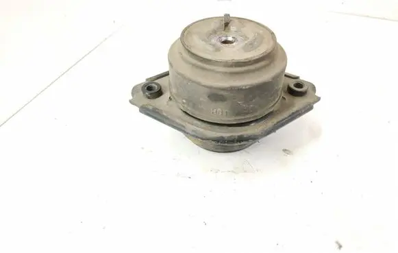 Mercedes-Benz ML W164 Engine mount bracket 2512403417 2512403217