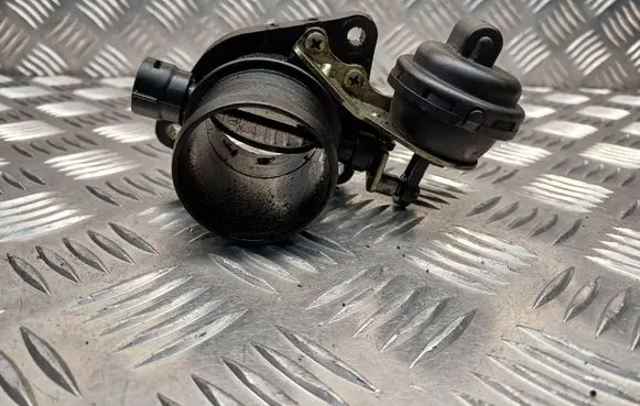 Renault Laguna I Throttle valve 1123