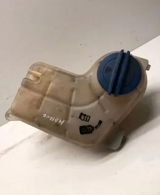 Audi A4 S4 B7 8E 8H Coolant expansion tank/reservoir 8E0121403