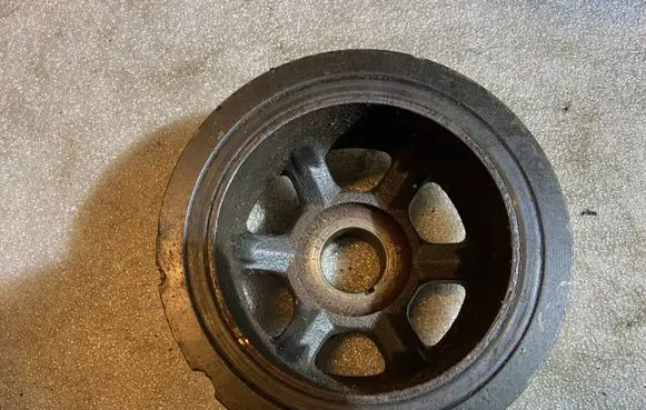 Mercedes-Benz S W220 Crankshaft pulley a1120351400 1120351400