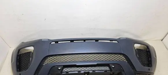 Land Rover Evoque II Front bumper GJ32-17F003-CW