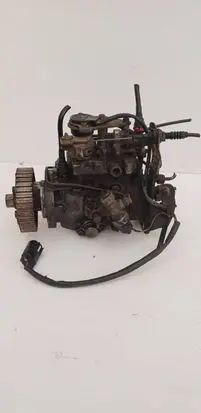 Ford Fiesta Fuel injection high pressure pump 96FF9A543BC