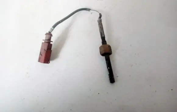 Audi A4 S4 B7 8E 8H Exhaust gas temperature sensor 070906088aa