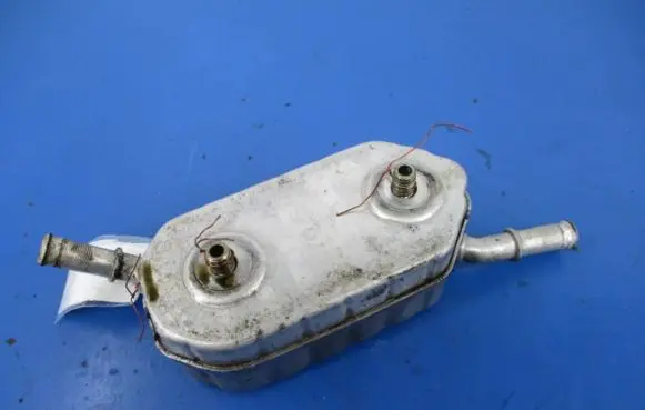 Peugeot 607 Engine oil radiator 