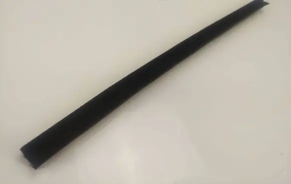 Mercedes-Benz S W126 Rubber seal rear door window/glass 1267350465 A1267350465