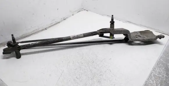 Ford Focus Front wiper linkage 