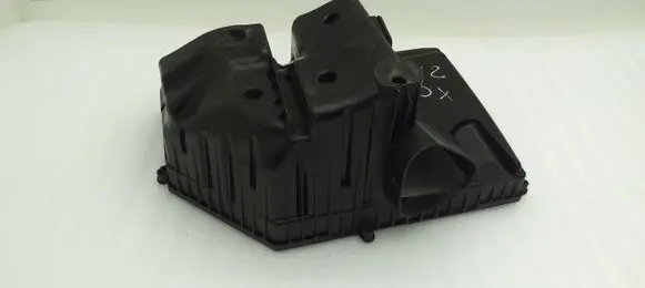 Volvo XC60 Air filter box cover 72110013