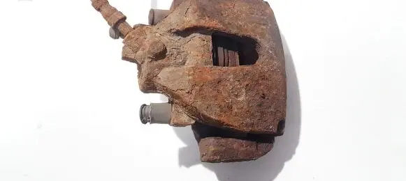 Volvo V50 Front brake caliper 813