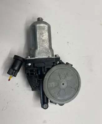 Suzuki Grand Vitara II Front door window regulator motor 8346065J00