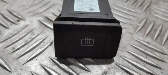 Volkswagen Golf IV Windscreen/window heater switch 1J0959621C