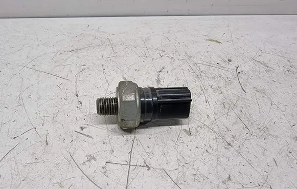 Honda CR-V Oil pressure sensor 37250R1AA01
