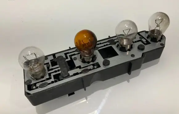 Mercedes-Benz C W202 Tail light bulb cover holder