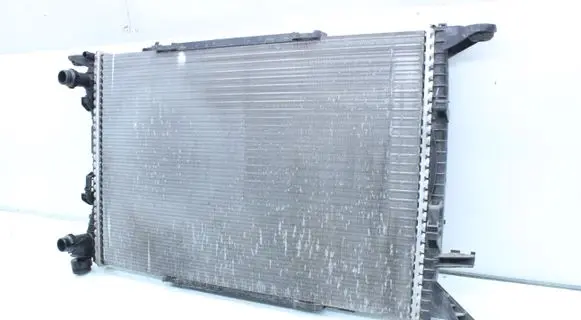 Audi A4 Allroad B8 Coolant radiator 8K0121251R