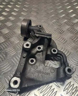 Mitsubishi Outlander Generator/alternator bracket 1801A061