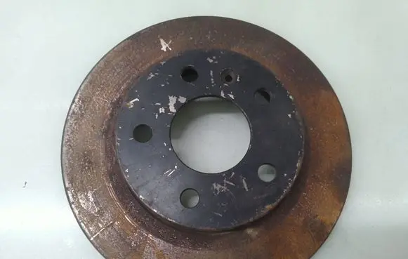 Opel Zafira A Rear brake disc 