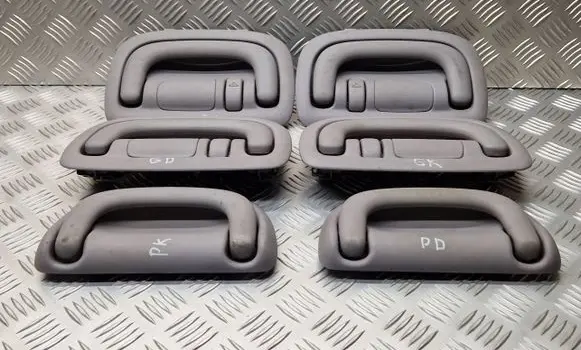 Chrysler Grand Voyager III A set of handles for the ceiling 4681867 75813 4706691