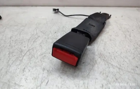 Opel Mokka X Rear seatbelt buckle 42459735