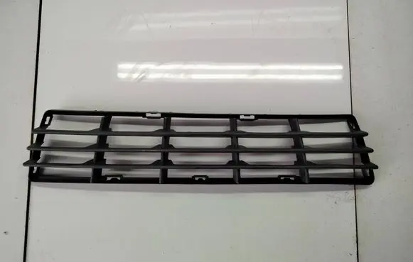 Volvo S40 Front bumper lower grill 30657006