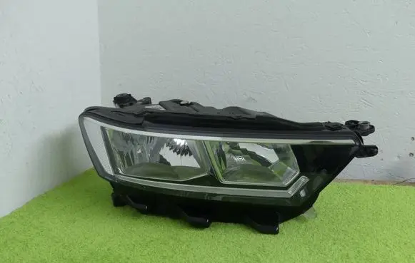 Volkswagen T-Roc Headlight/headlamp 2GA941006B