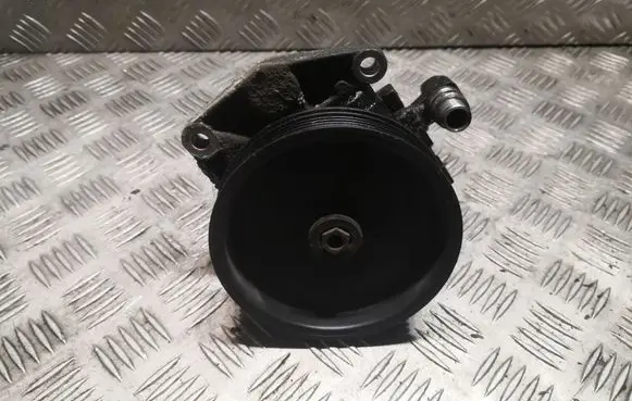 Mercedes-Benz ML W164 Power steering pump A0044668501 0044668501
