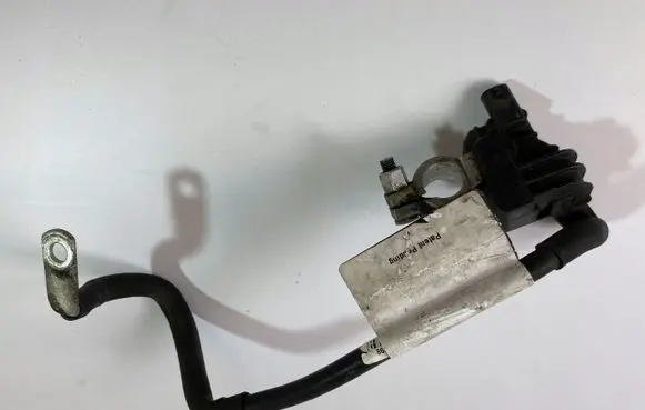 Volkswagen PASSAT B7 Negative earth cable (battery) 1K0915181H