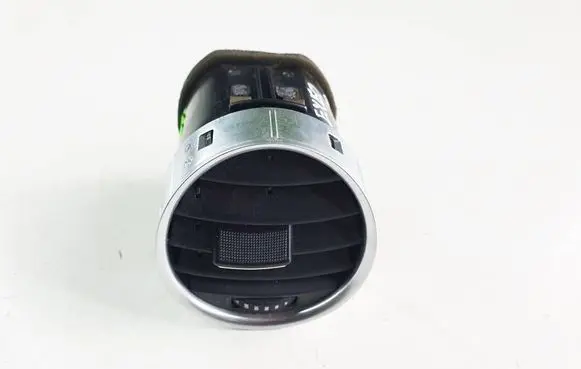 Seat Exeo (3R) Dash center air vent grill 3R0820951-st 3r0820951