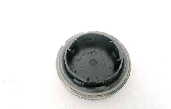 Rover 620 Headlight/headlamp dust cover 142494