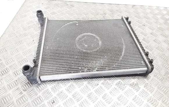 Audi A2 Coolant radiator 8Z0121251D
