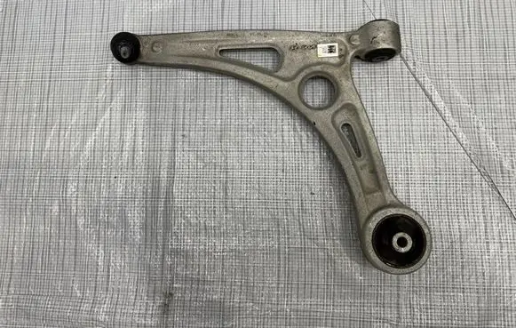 KIA Niro Front control arm 54500AT000