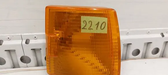 Volkswagen Multivan T4 Front indicator light 701953050B