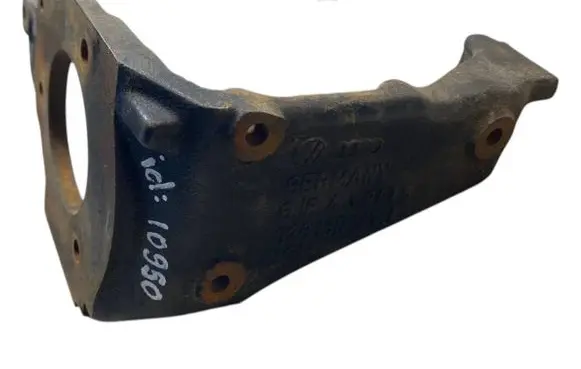Volkswagen Transporter - Caravelle T4 Fuel pump bracket 028130147J