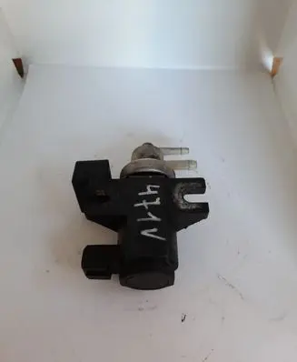 Volvo XC90 Turbo solenoid valve 72190329 30637251