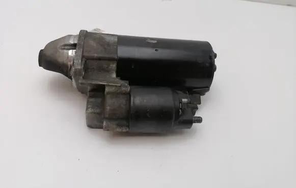 Mercedes-Benz A W168 Starter motor 0051511601 0001115008