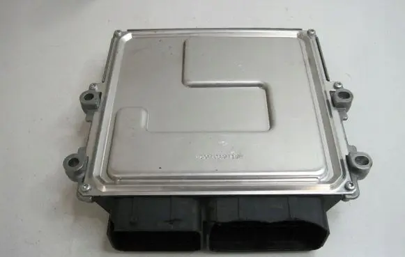 Citroen C4 Grand Picasso Combustion control unit/module 9843225280