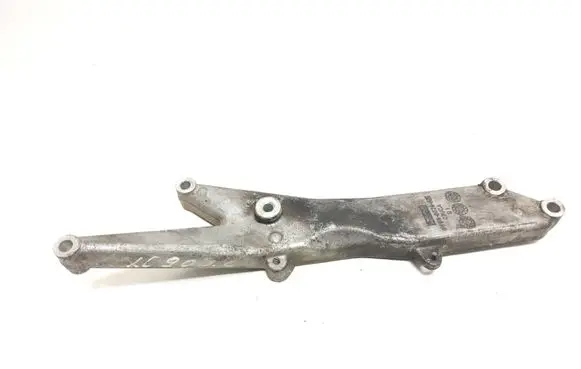 Volvo XC90 Engine mounting bracket 6G9N6028AB