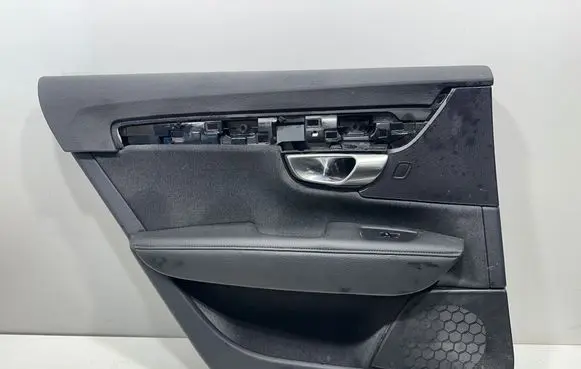 Volvo S90, V90 Rear door card panel trim 31393232