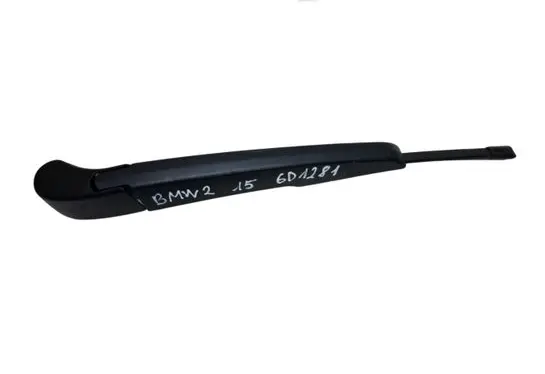 Rear wiper blade arm
